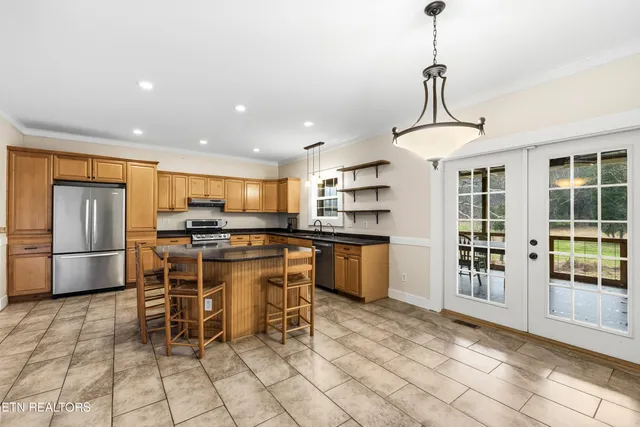 $475,000 | 2520 West Beaver Creek Drive, Powell, TN 37849