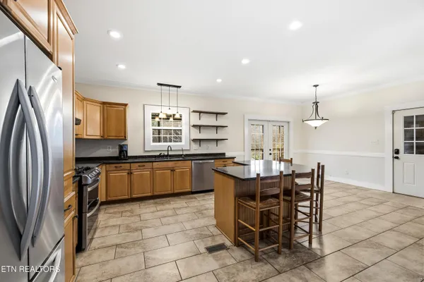 $395,000 | 2520 West Beaver Creek Drive, Powell, TN 37849