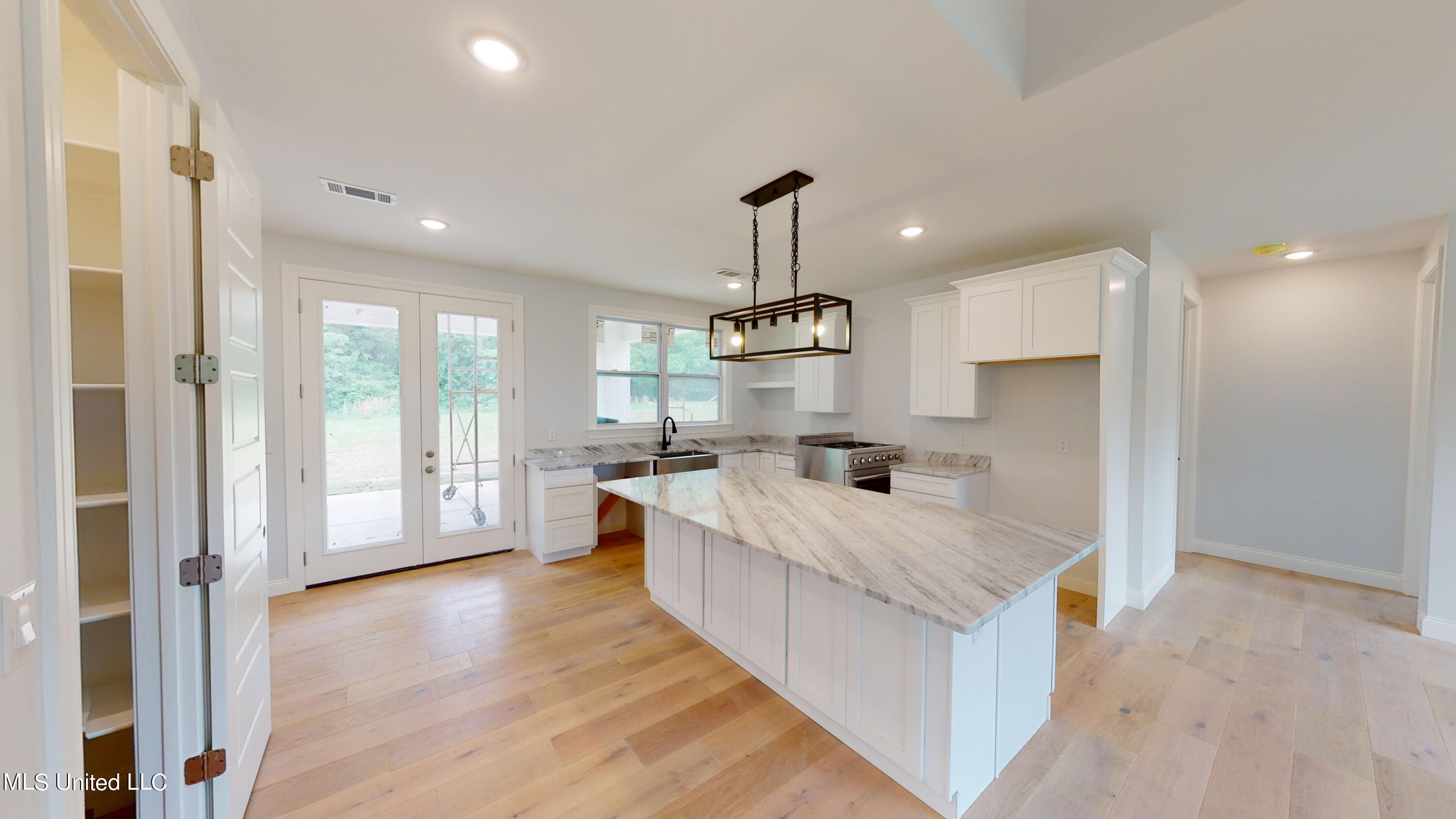 5899 Allen Road Hernando, MS 38632 - Photo 21 of 62 5899-Allen-Rd-05152022_174211