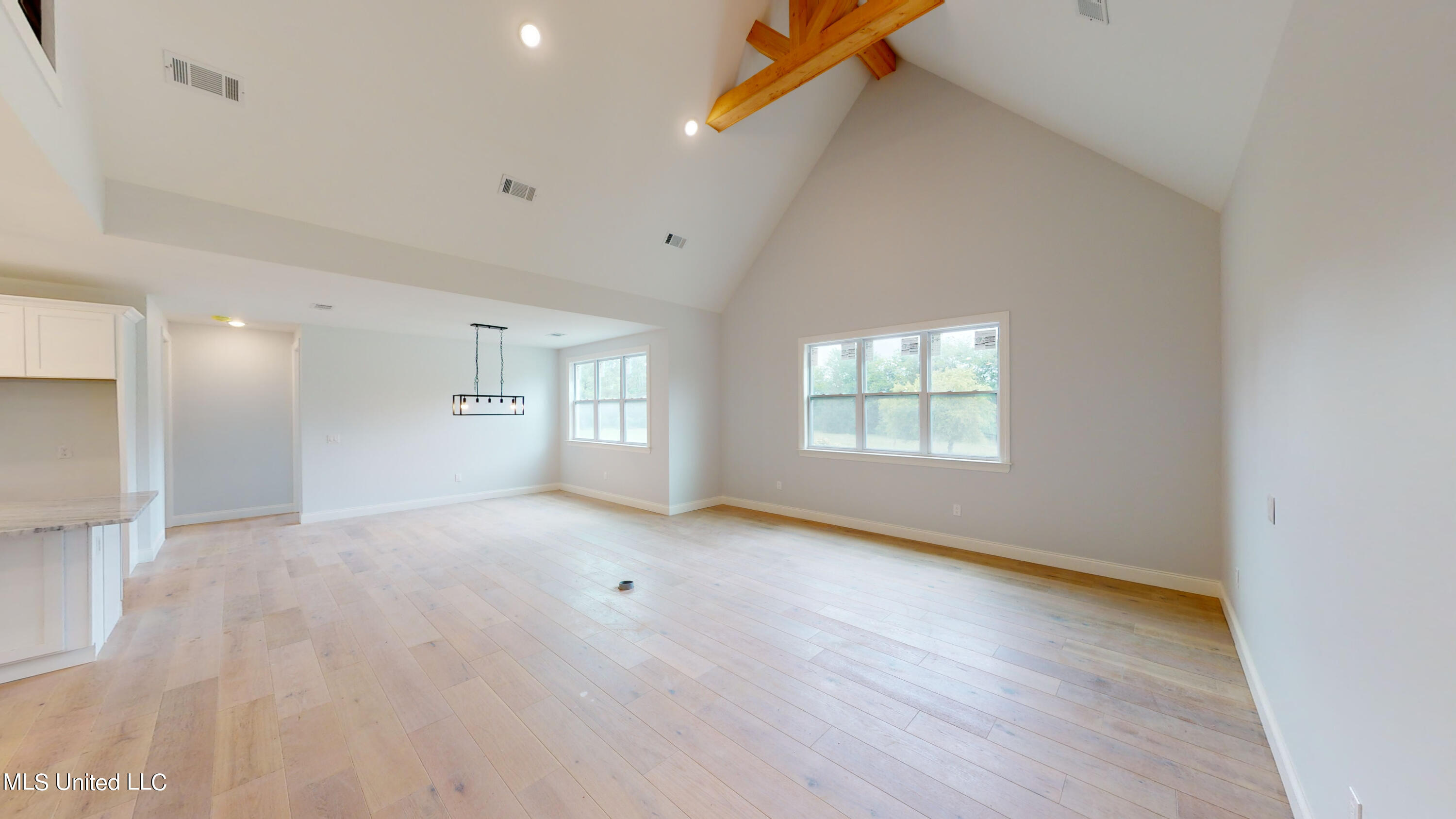 5899 Allen Road Hernando, MS 38632 - Photo 8 of 62 5899-Allen-Rd-05152022_173555