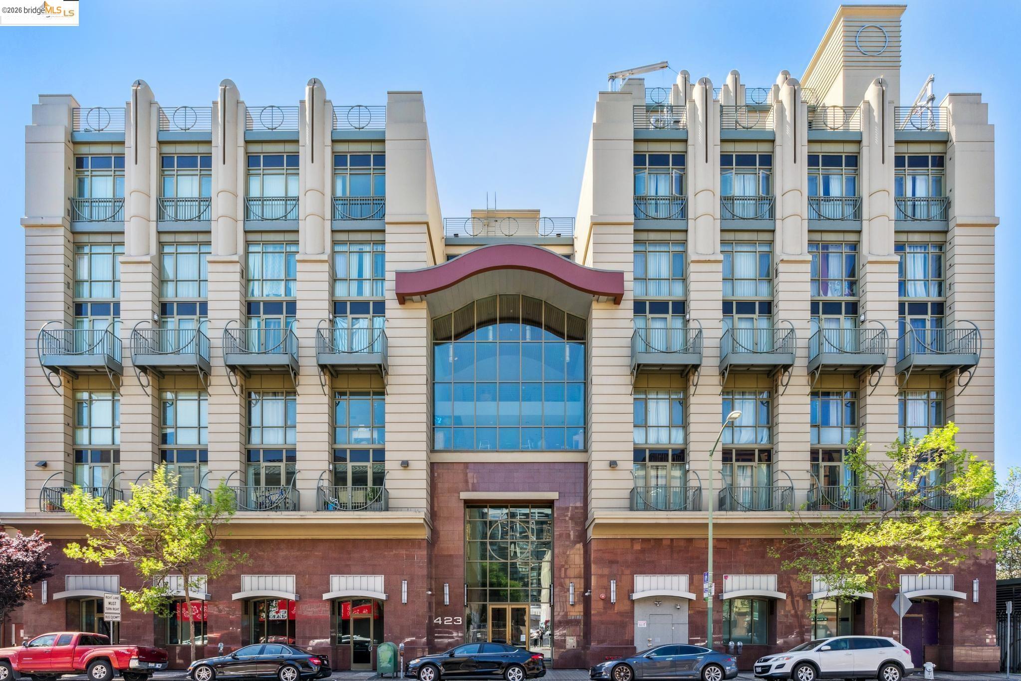 423 7th Street, Unit 401 Oakland, CA 94607 - Photo 21 of 32