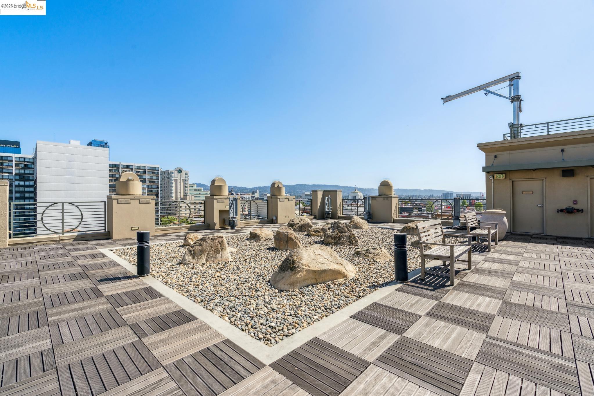 423 7th Street, Unit 401 Oakland, CA 94607 - Photo 30 of 32