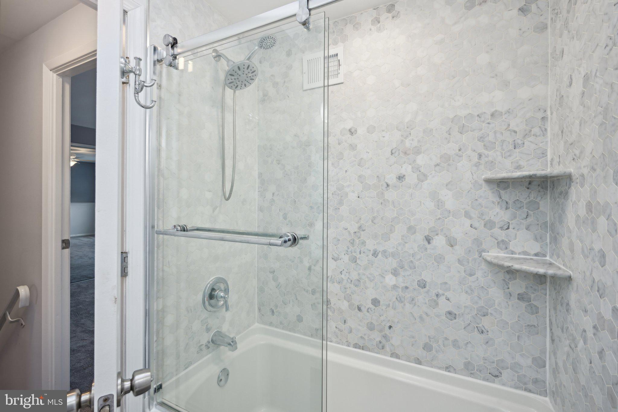 12613 Medford Road Philadelphia, PA 19154 - Photo 15 of 26