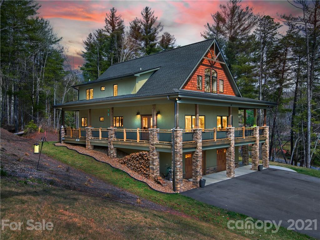54 Harris Road Fairview, NC 28730 - Photo 1 of 42 Gallery Image 1