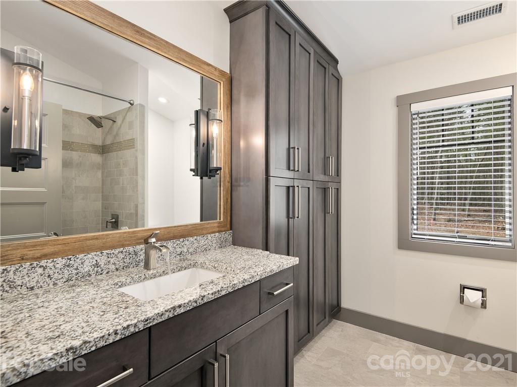 54 Harris Road Fairview, NC 28730 - Photo 15 of 42 Gallery Image 15