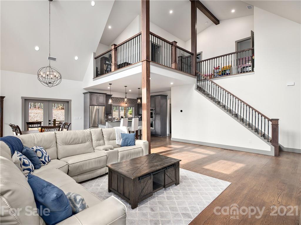 54 Harris Road Fairview, NC 28730 - Photo 4 of 42 Gallery Image 4