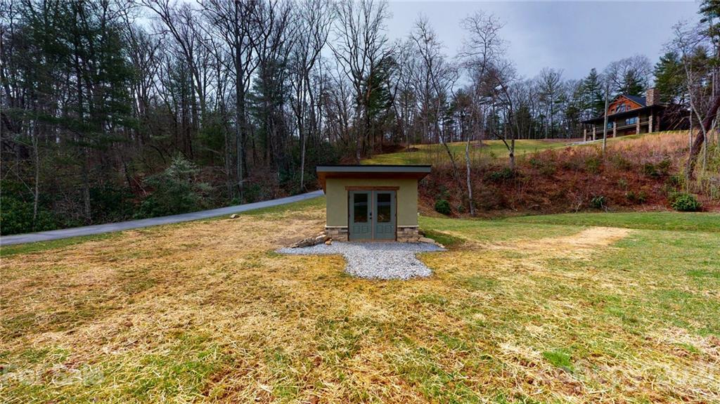 54 Harris Road Fairview, NC 28730 - Photo 31 of 42 Gallery Image 31