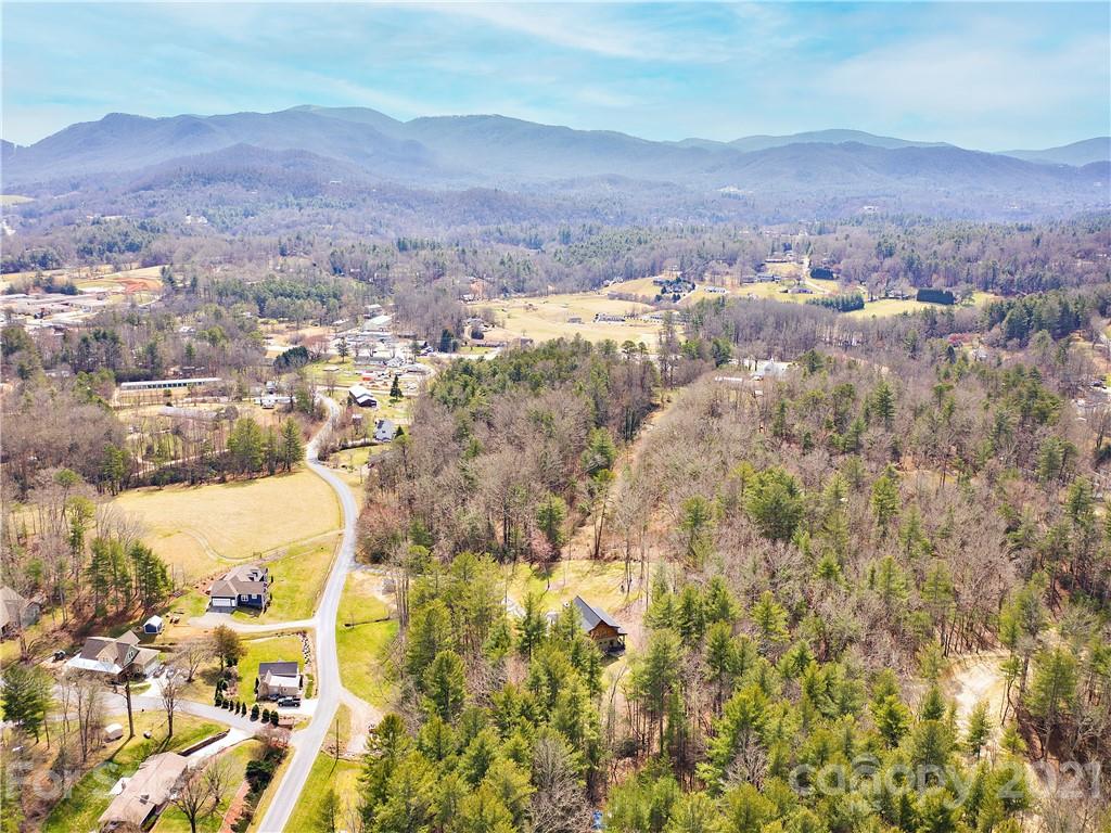 54 Harris Road Fairview, NC 28730 - Photo 35 of 42 Gallery Image 35