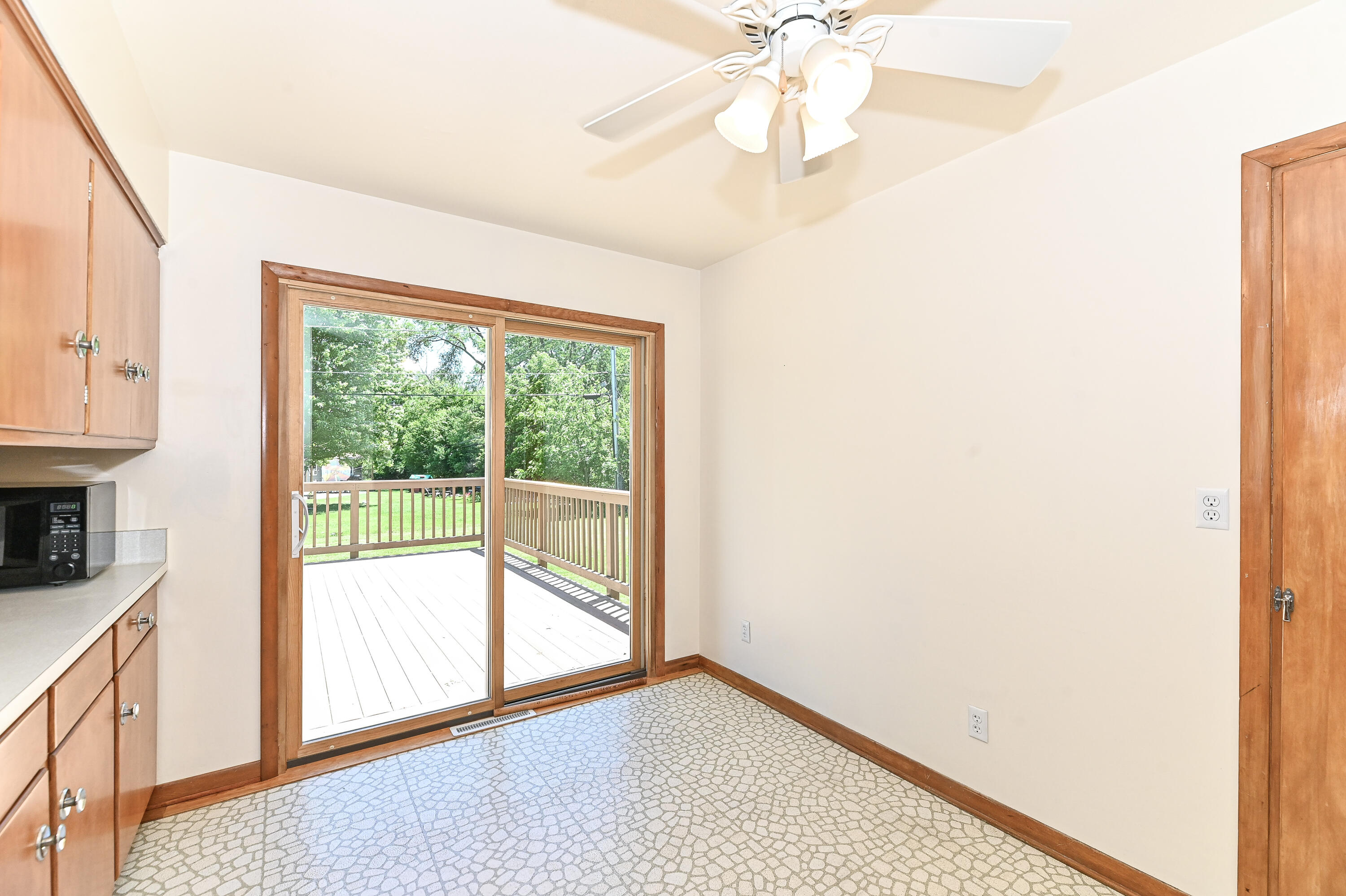 W156N8008 Pilgrim Road Menomonee Falls, WI 53051 - Photo 8 of 50 pilgrim-15
