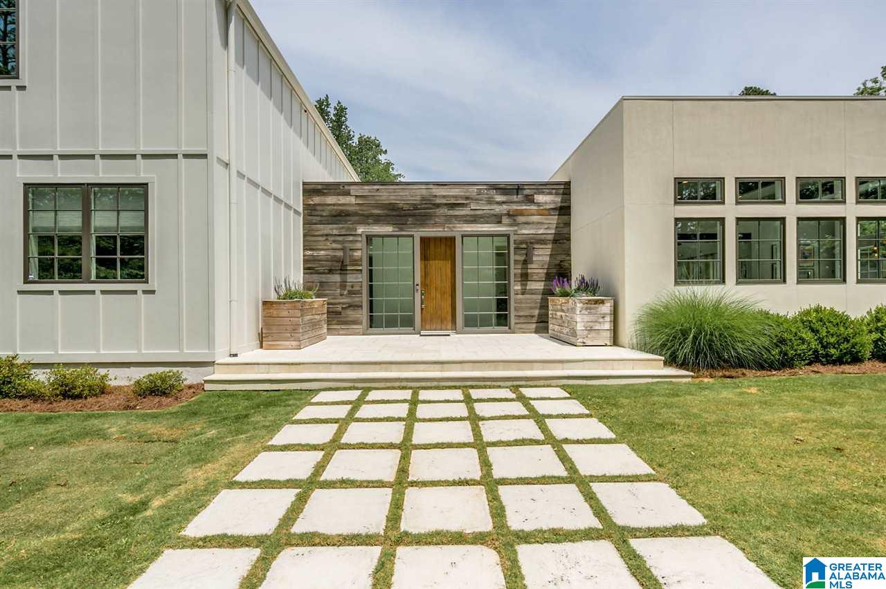 3308 Misty Lane Birmingham, AL 35243 - Photo 3 of 48