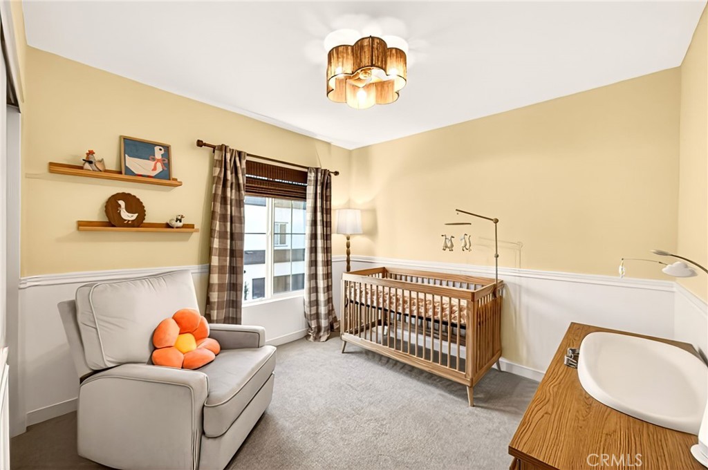 35165 Rangpur Lane Fallbrook, CA 92028 - Photo 23 of 42 a bedroom with a bed and a window