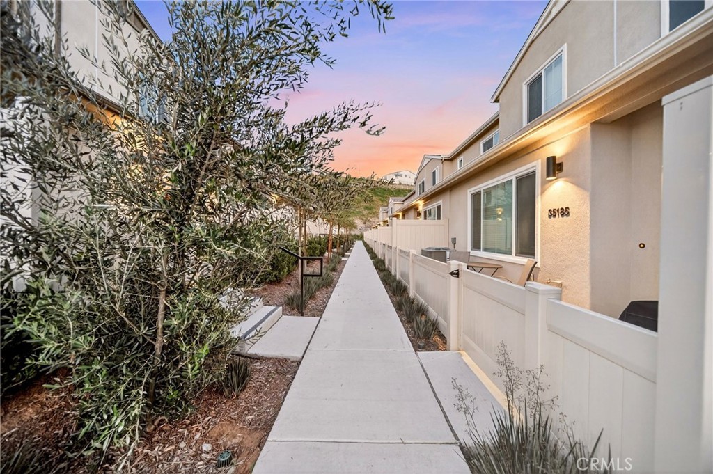 35165 Rangpur Lane Fallbrook, CA 92028 - Photo 32 of 42 a view of a house with backyard