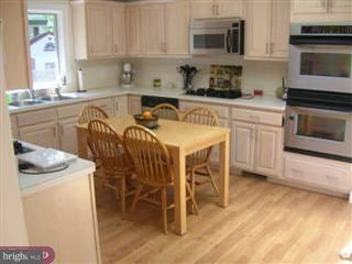 312 Kent Road Bala Cynwyd, PA 19004 - Photo 3 of 6 Gallery Image 3