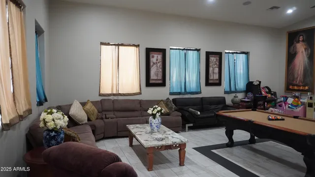 $1,199,000 | 920 West Tamarisk Street, Phoenix, AZ 85041