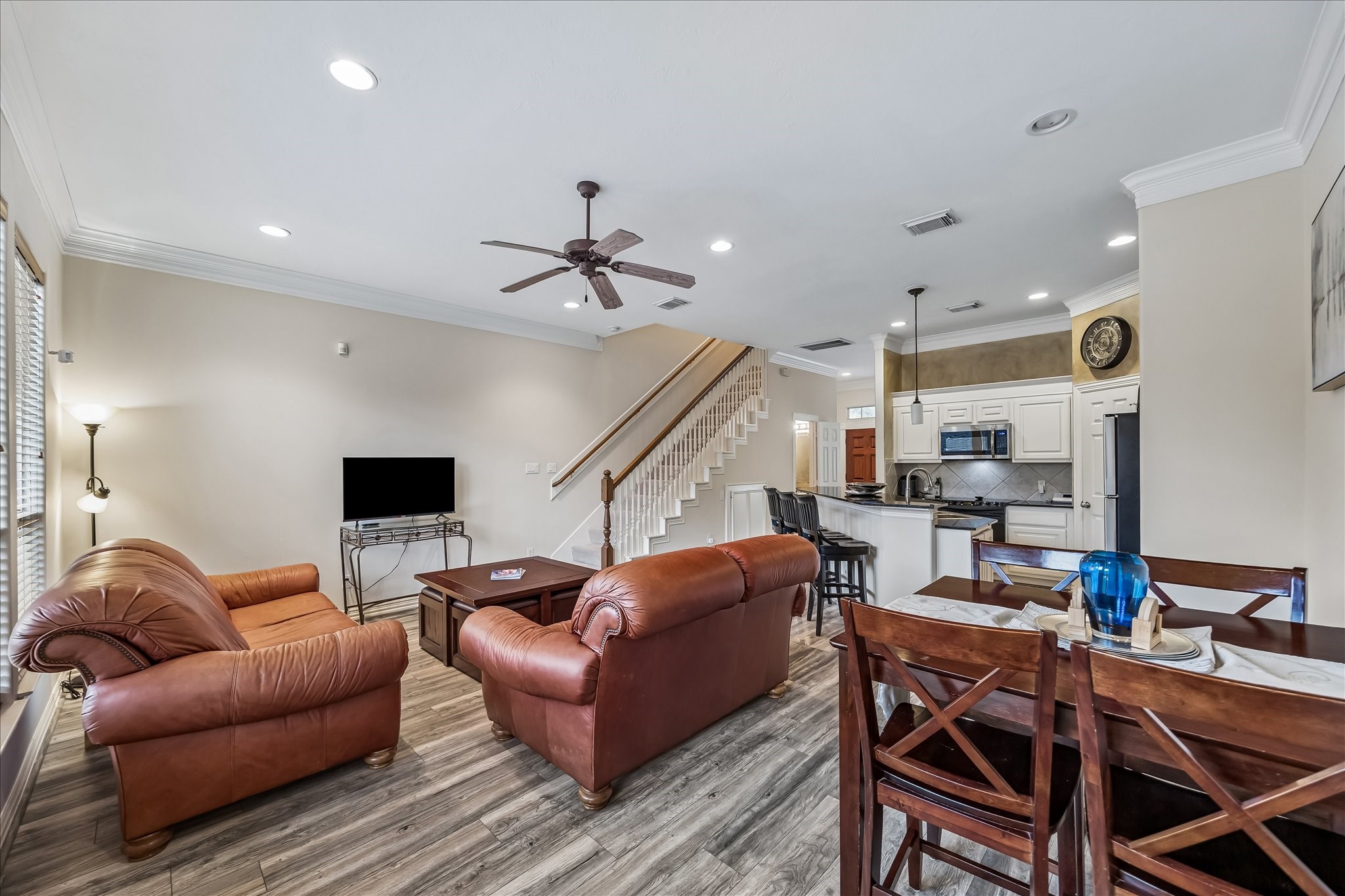 1950 Gentryside Drive Houston, TX 77077 - Photo 8 of 20