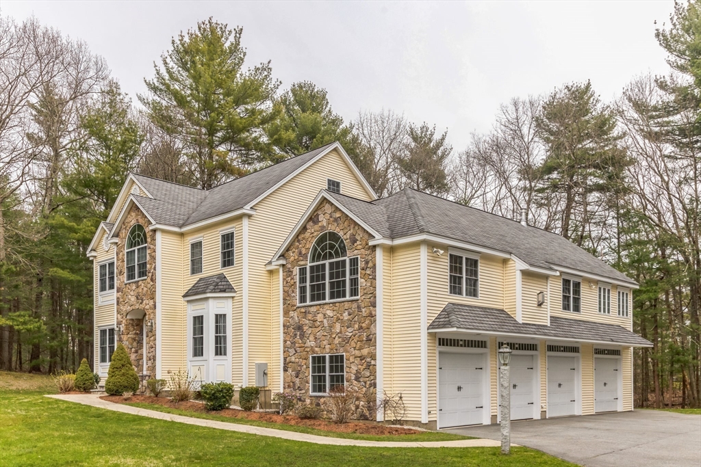 8 Pasho Road Billerica, MA 01821 - Photo 1 of 30 Gallery Image 1