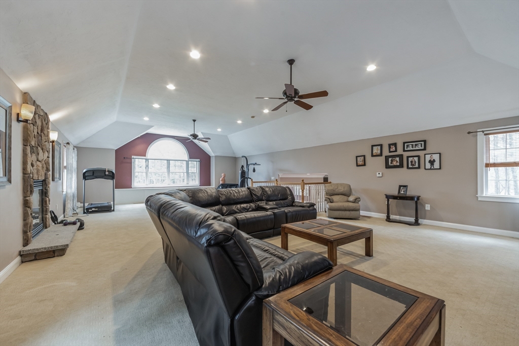 8 Pasho Road Billerica, MA 01821 - Photo 11 of 30 Gallery Image 11