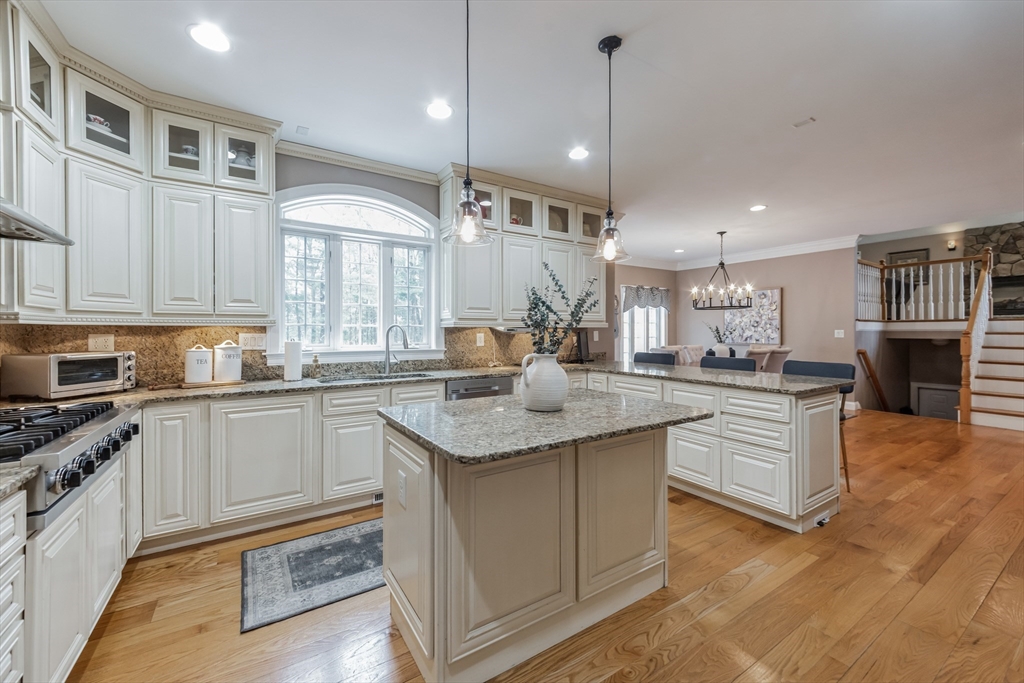8 Pasho Road Billerica, MA 01821 - Photo 5 of 30 Gallery Image 5