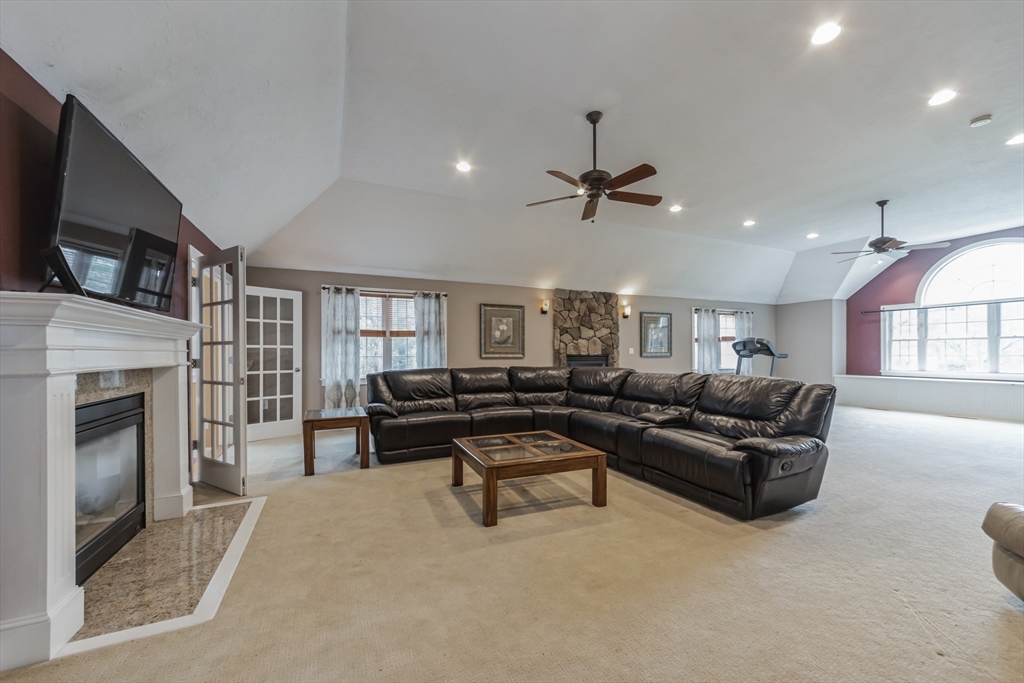 8 Pasho Road Billerica, MA 01821 - Photo 10 of 30 Gallery Image 10