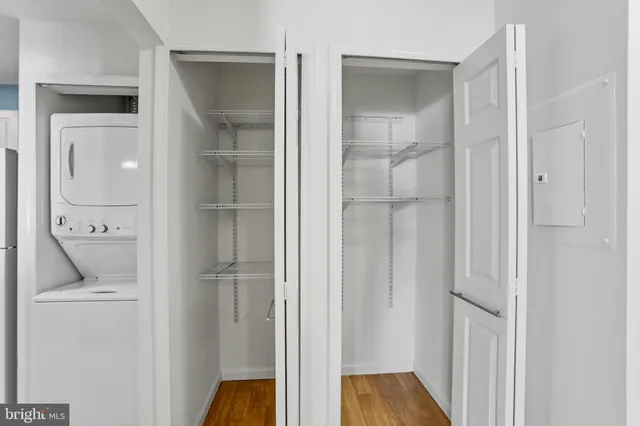 a en suite bathroom with a toilet shower and a sink