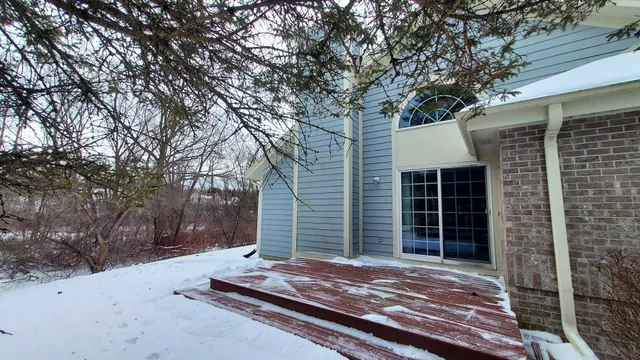 $500,000 | 18535 Stonehedge Drive, Unit A, Brookfield, WI 53045