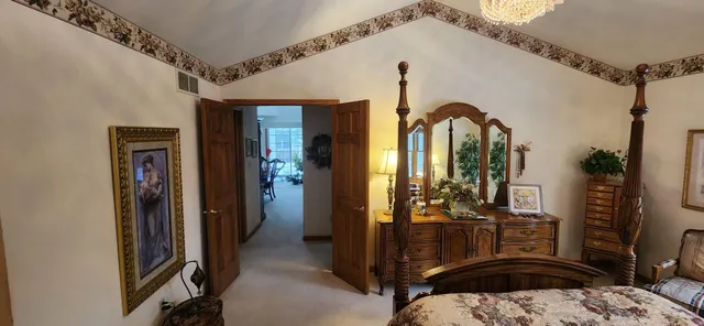 $500,000 | 18535 Stonehedge Drive, Unit A, Brookfield, WI 53045