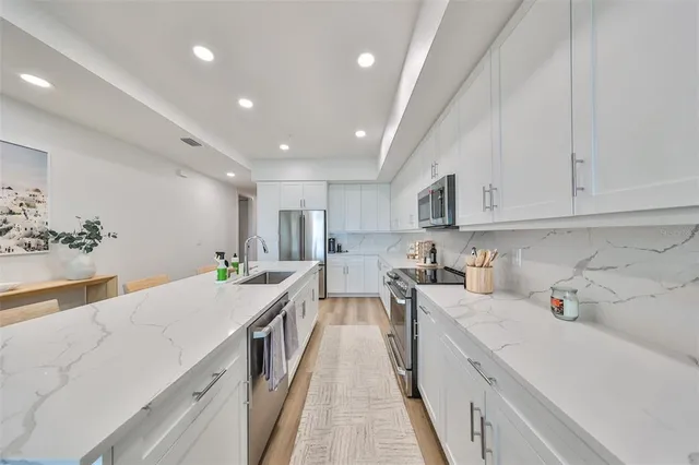 $5,000 | 400 150th Madeira Beach, Unit 402, Madeira Beach, FL 33708