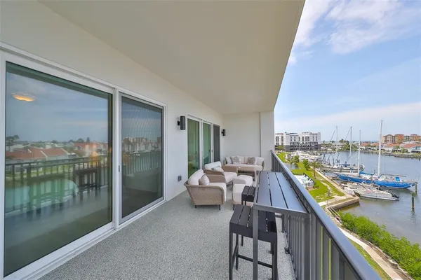 $7,000 | 400 150th Madeira Beach, Unit 402, Madeira Beach, FL 33708