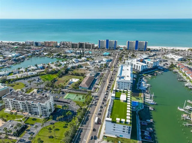 $5,000 | 400 150th Madeira Beach, Unit 402, Madeira Beach, FL 33708