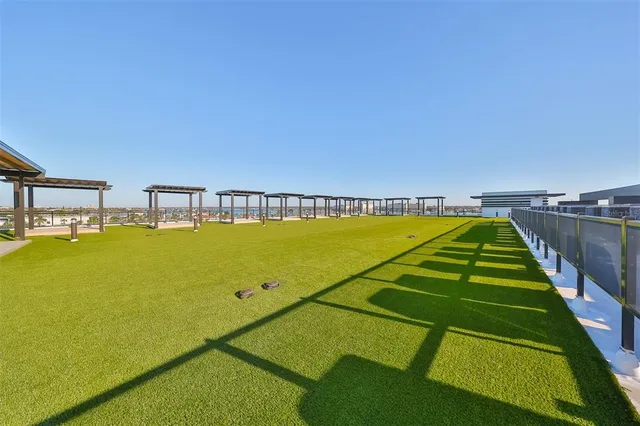 $5,000 | 400 150th Madeira Beach, Unit 402, Madeira Beach, FL 33708