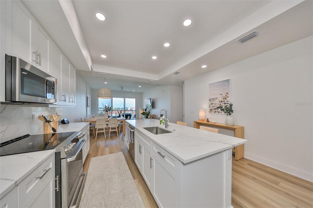 400 150th Madeira Beach, Unit 402 Madeira Beach, FL 33708 - Photo 4 of 39