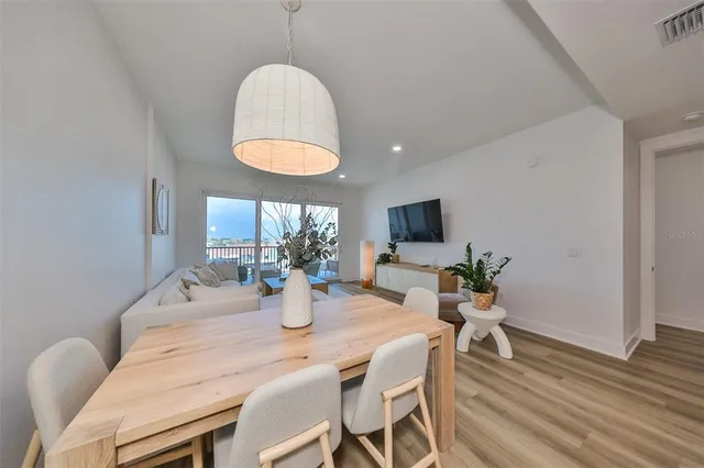 $5,000 | 400 150th Madeira Beach, Unit 402, Madeira Beach, FL 33708