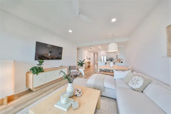 $7,000 | 400 150th Madeira Beach, Unit 402, Madeira Beach, FL 33708