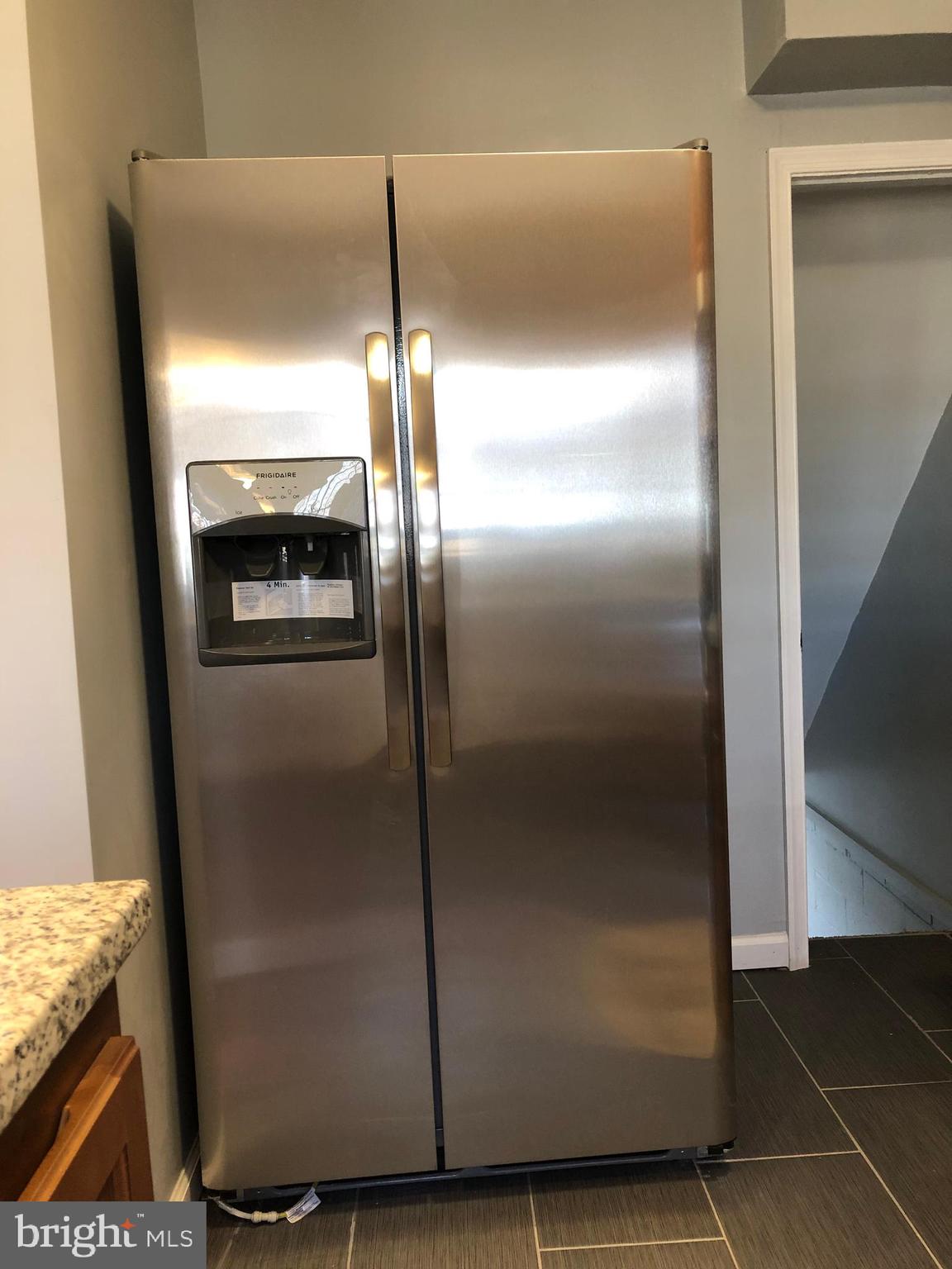 1650 Gleneagle Road Baltimore, MD 21239 - Photo 13 of 31 New stainless steel appliances
