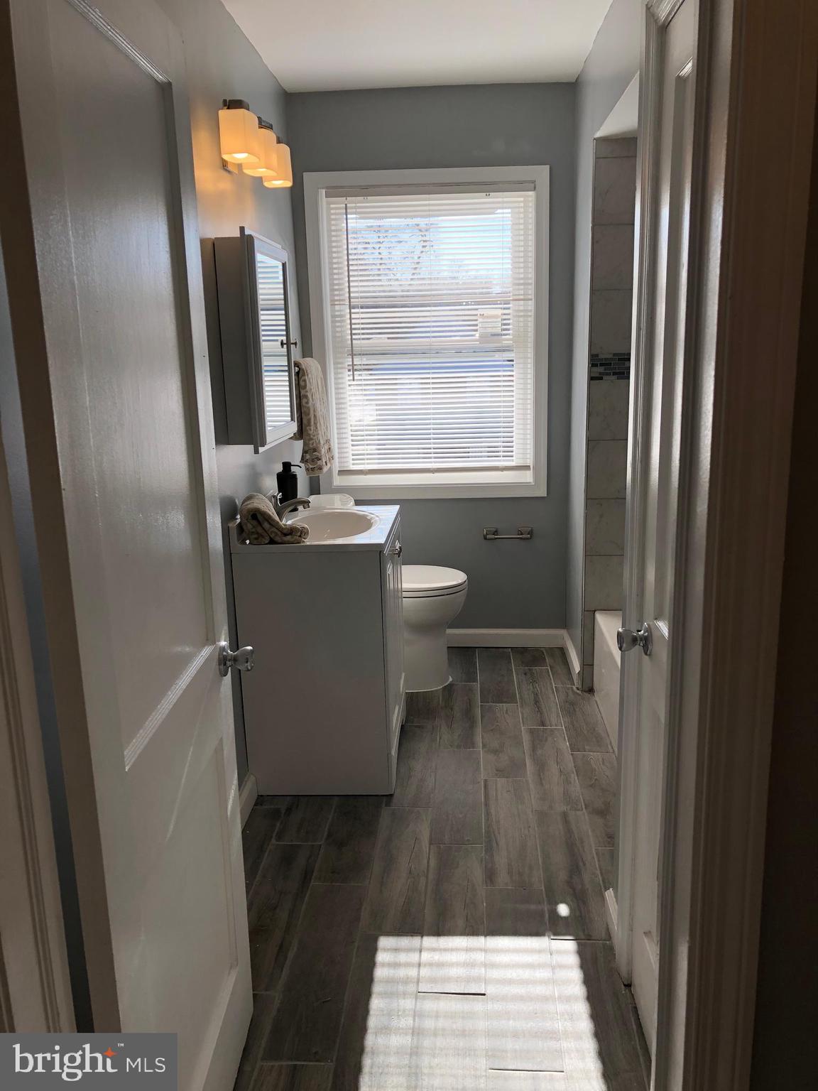1650 Gleneagle Road Baltimore, MD 21239 - Photo 17 of 31 Gorgeous bathroom