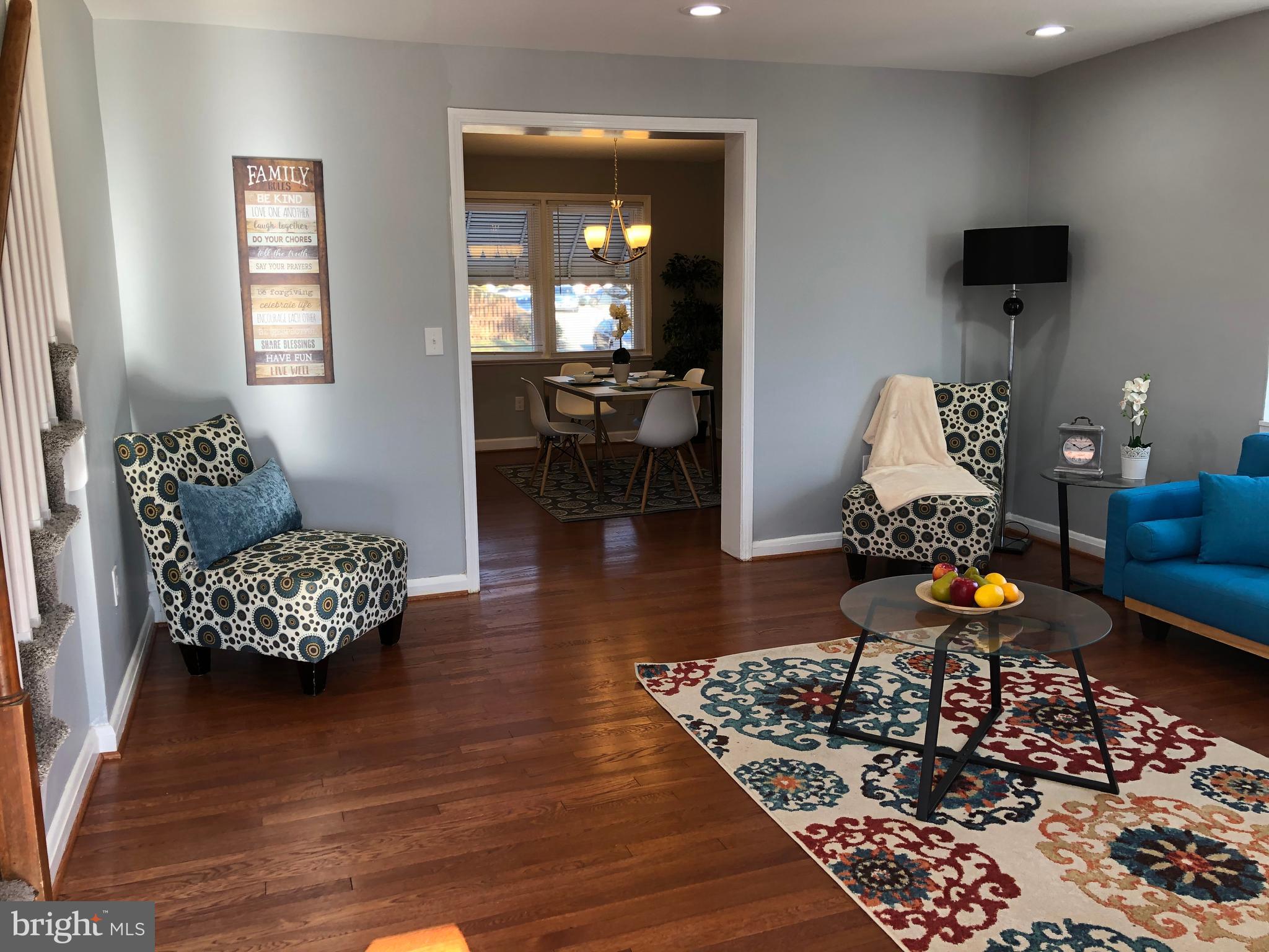 1650 Gleneagle Road Baltimore, MD 21239 - Photo 3 of 31 Inviting living room