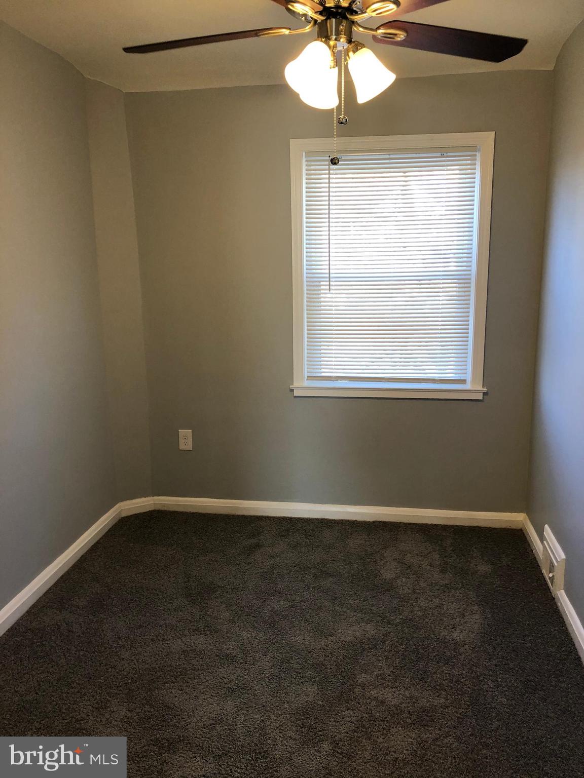 1650 Gleneagle Road Baltimore, MD 21239 - Photo 22 of 31 Bedroom 3