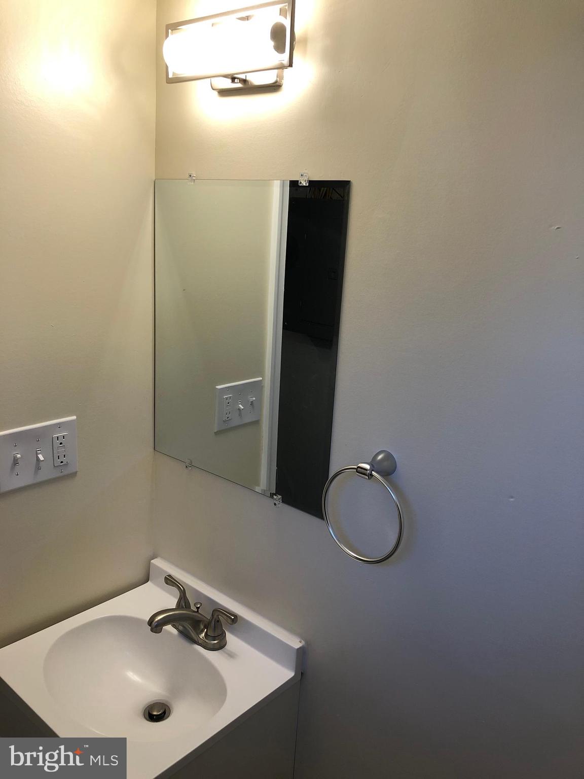 1650 Gleneagle Road Baltimore, MD 21239 - Photo 27 of 31 Convenient and comfortable
