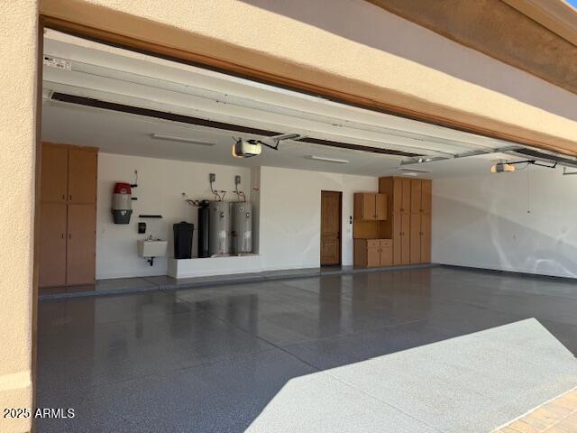 806 West Desert Ranch Road Phoenix, AZ 85086 - Photo 12 of 36 a view of a living room
