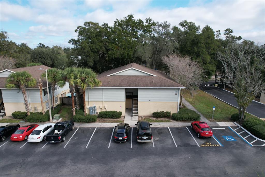 201 Red Maple Place Brandon, FL 33510 - Photo 2 of 21