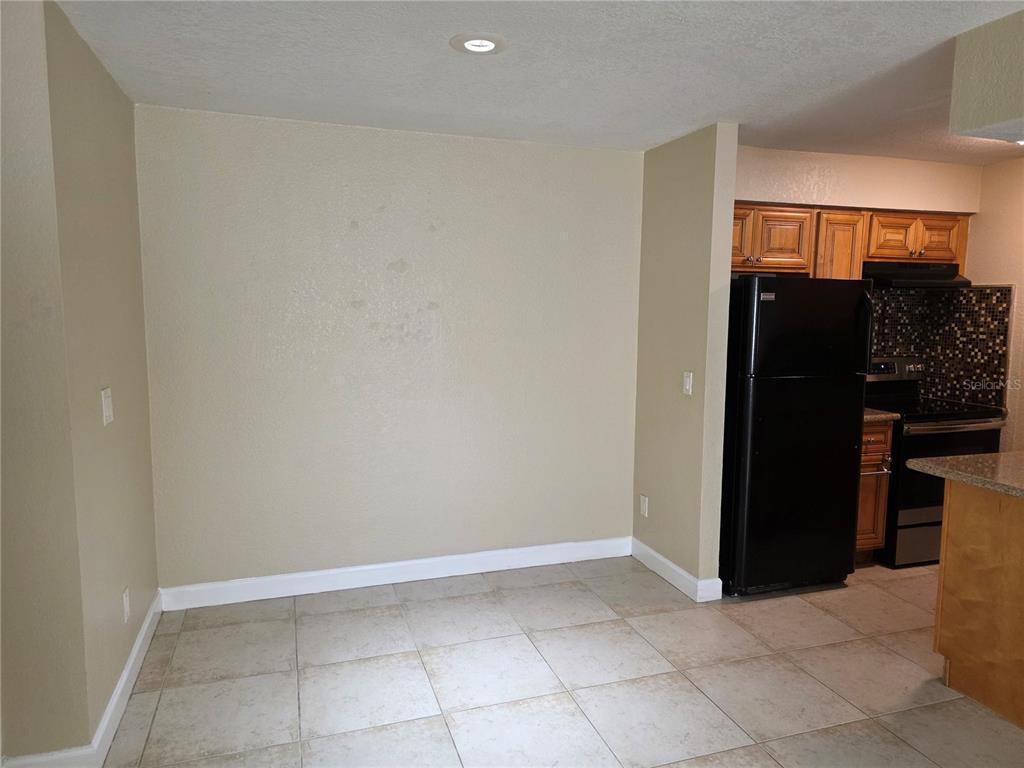 201 Red Maple Place Brandon, FL 33510 - Photo 8 of 21