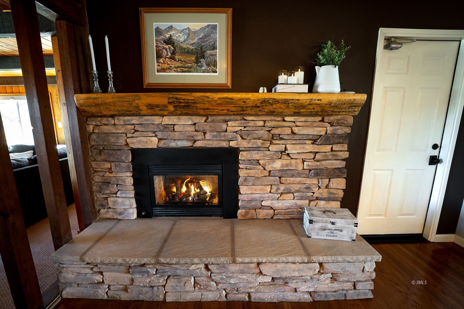 320 Apollo Circle Bishop, CA 93514 - Photo 20 of 35 a view of fireplace with washer and dryer