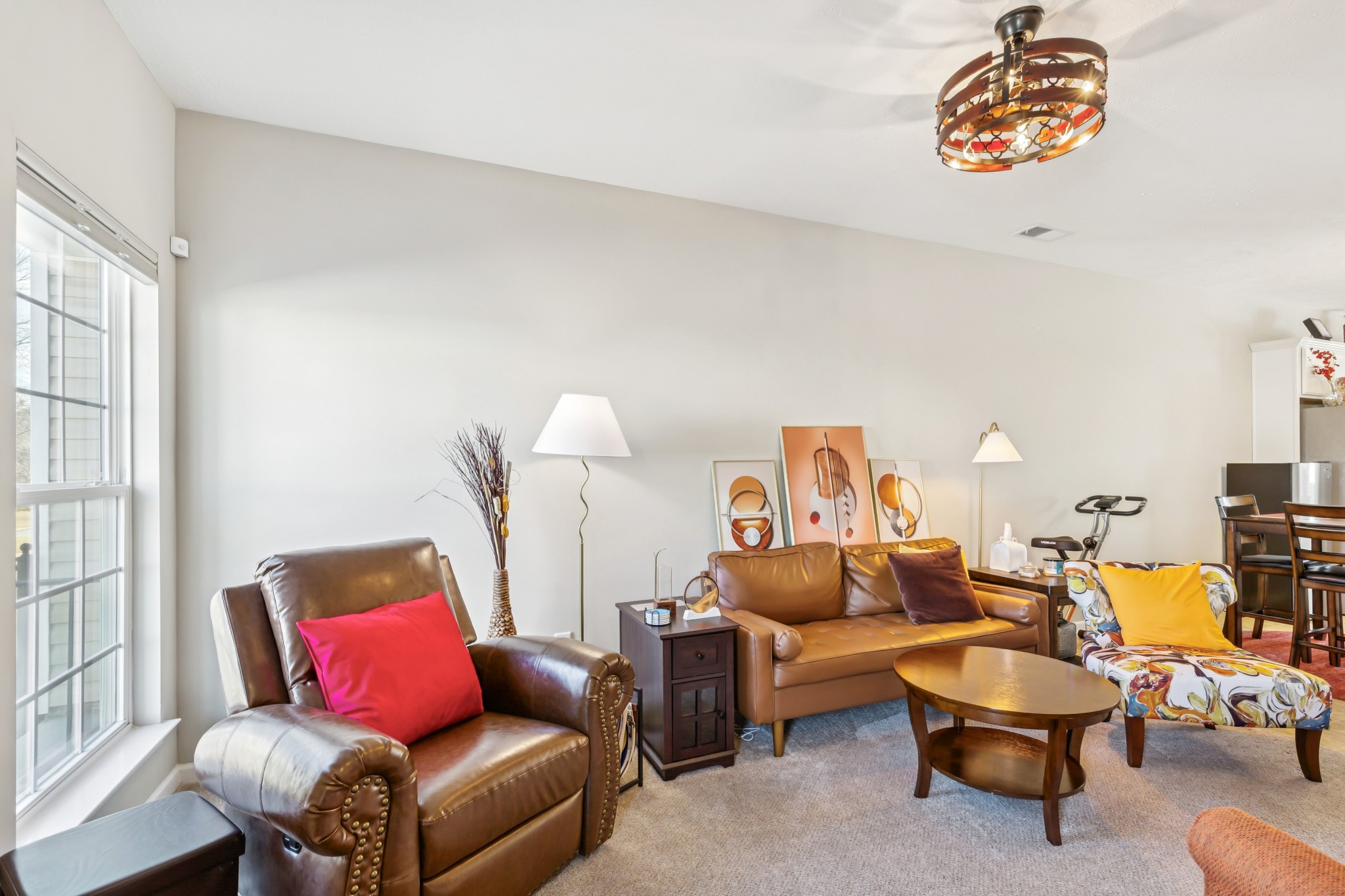 5840 Monroe Crossing Antioch, TN 37013 - Photo 4 of 25 a living room with furniture and a lamp