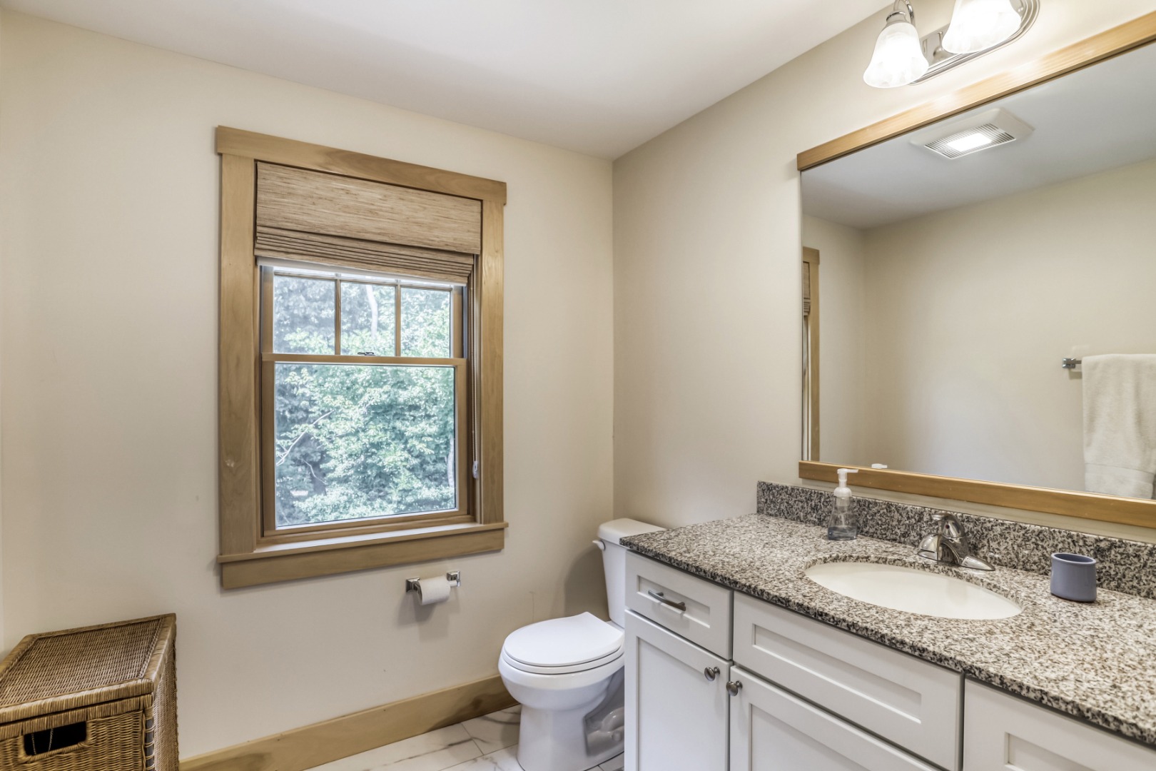 139 Tea Lane Chilmark, MA 02535 - Photo 25 of 34