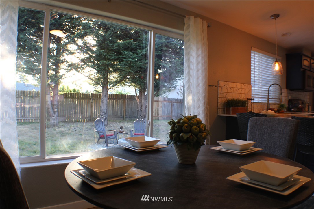 3112 Harris Road Southeast Port Orchard, WA 98366 - Photo 11 of 38 Gallery Image 11