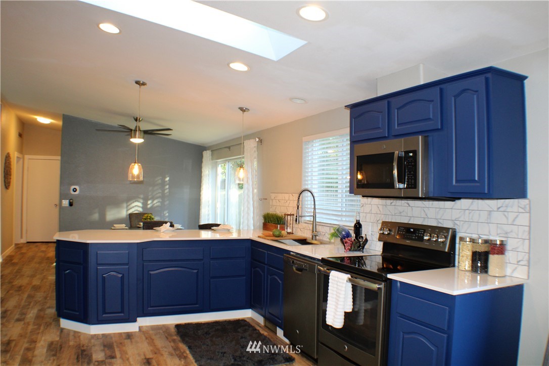 3112 Harris Road Southeast Port Orchard, WA 98366 - Photo 15 of 38 Gallery Image 15