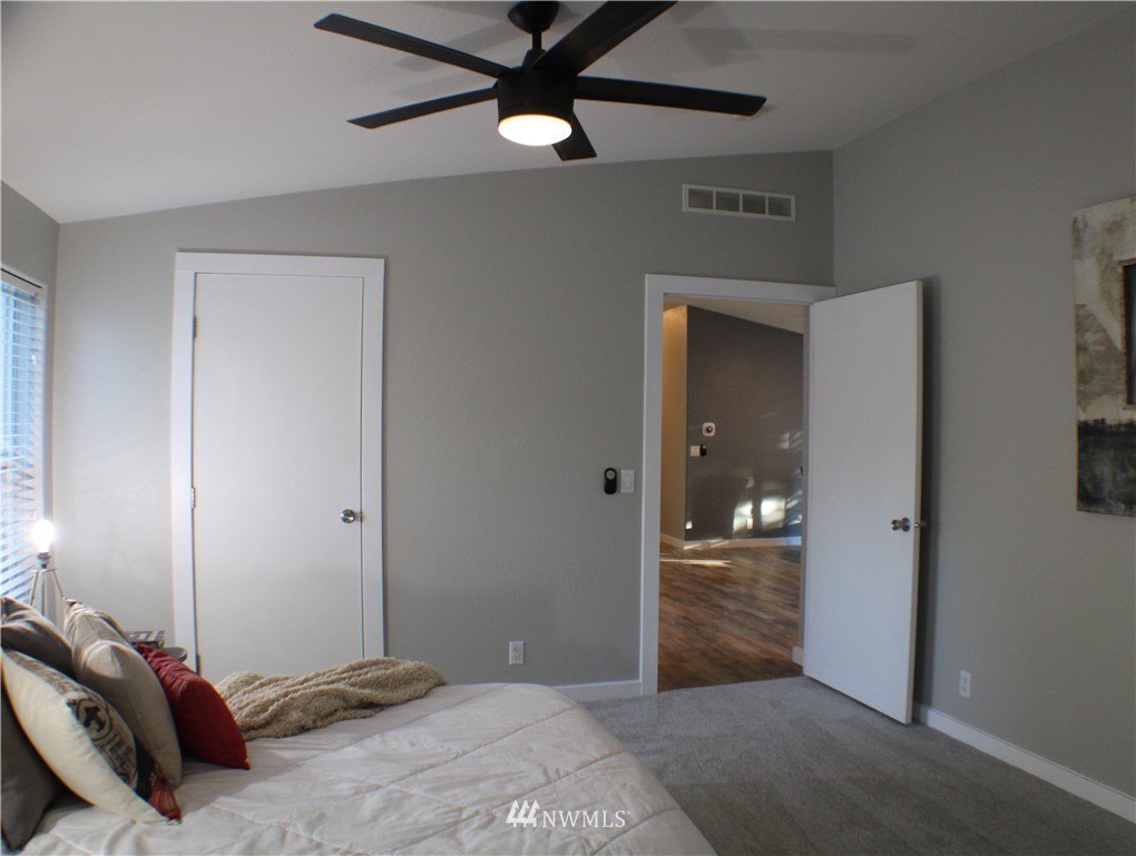 3112 Harris Road Southeast Port Orchard, WA 98366 - Photo 20 of 38 Gallery Image 20