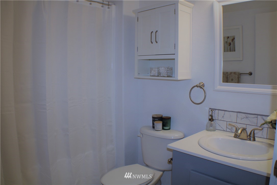 3112 Harris Road Southeast Port Orchard, WA 98366 - Photo 26 of 38 Gallery Image 26