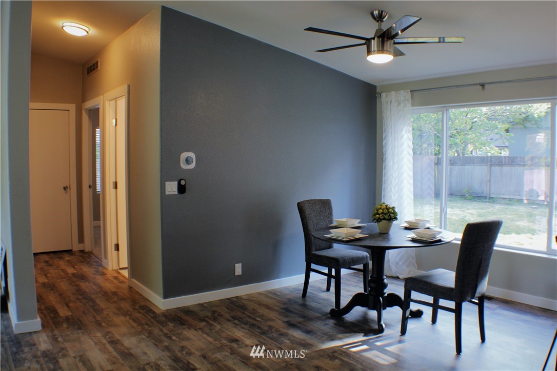 3112 Harris Road Southeast Port Orchard, WA 98366 - Photo 10 of 38 Gallery Image 10