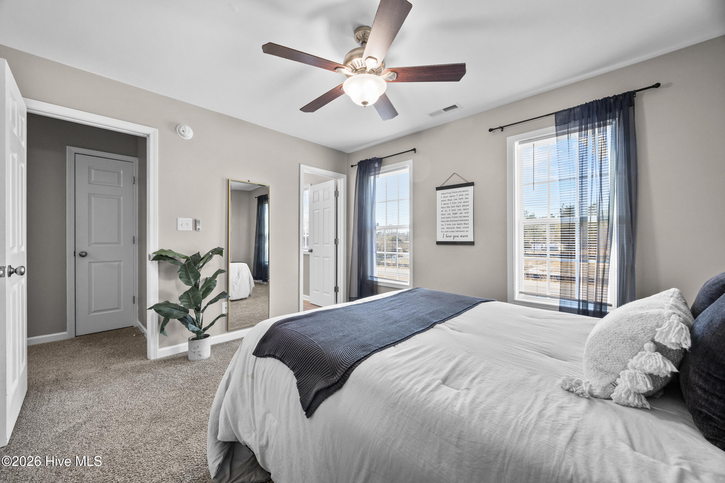 162 King Road Jacksonville, NC 28540 - Photo 16 of 40 34_bedroom